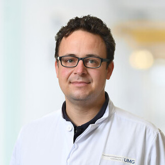 Dr. Georg Emons